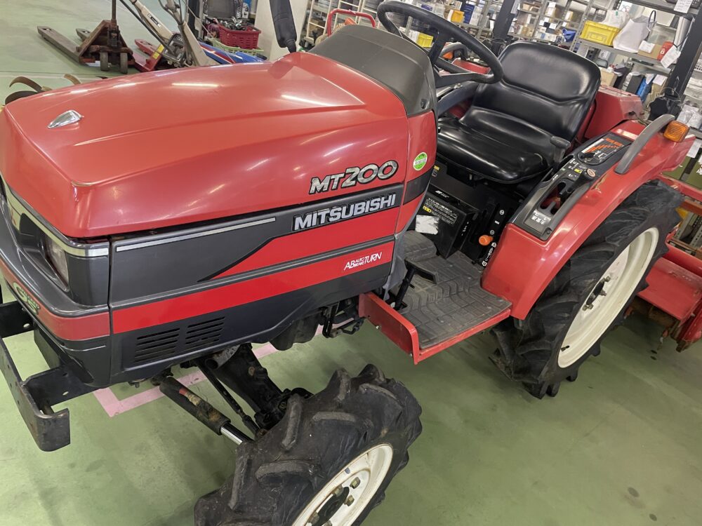 MITSUBISHI 三菱農機 トラクター MT200